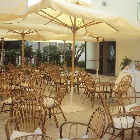 Costa Hotel