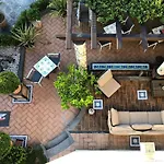 Costa Hotel