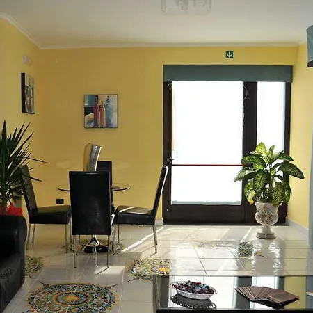 מלון Costa